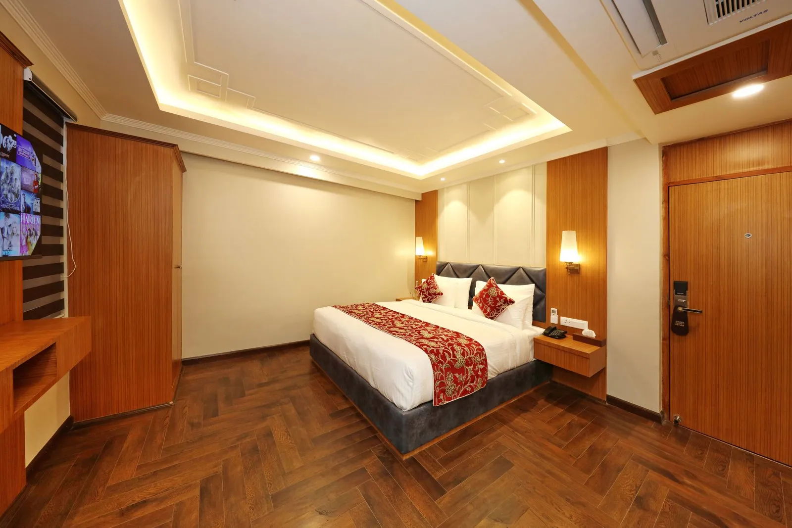 Deluxe Room at Blanco Hotel